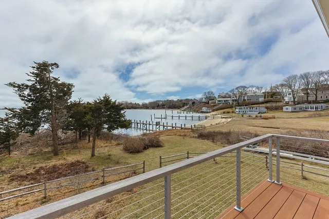 $2,345,000 | 33 Oyster Place, Barnstable, MA 02635