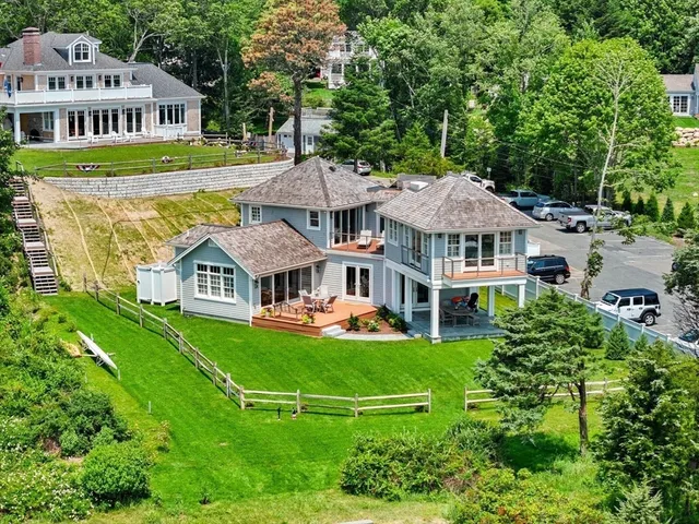 $2,345,000 | 33 Oyster Place, Barnstable, MA 02635