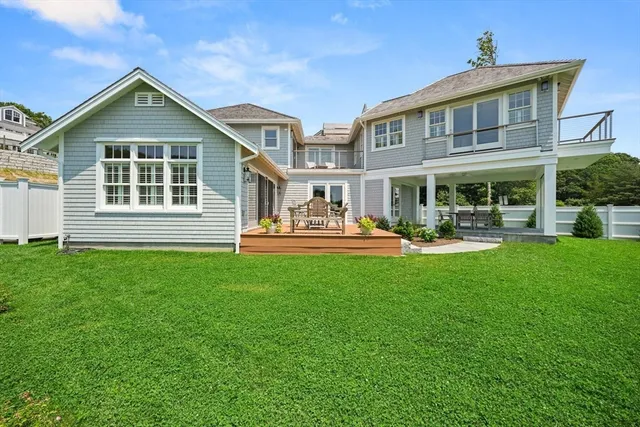 $2,345,000 | 33 Oyster Place, Barnstable, MA 02635