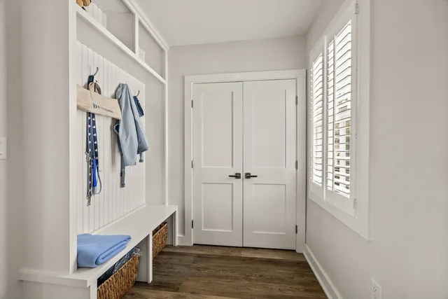 $2,345,000 | 33 Oyster Place, Barnstable, MA 02635