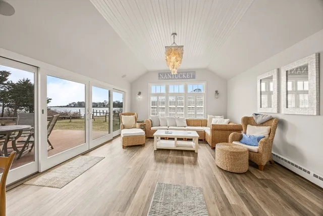 $2,345,000 | 33 Oyster Place, Barnstable, MA 02635
