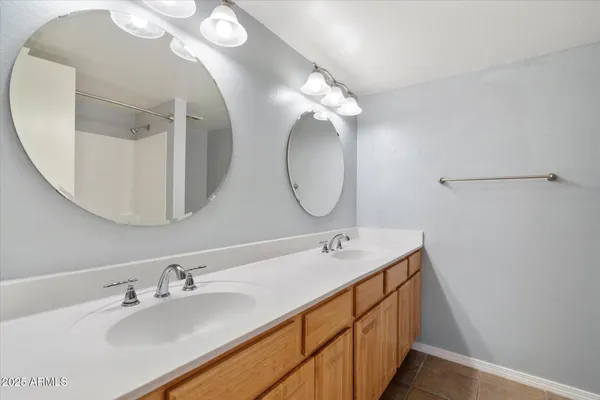 $220,000 | 2673 East Oakleaf Drive, Tempe, AZ 85288