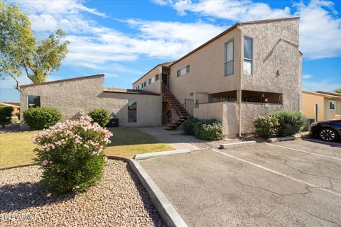 $220,000 | 2673 East Oakleaf Drive, Tempe, AZ 85288