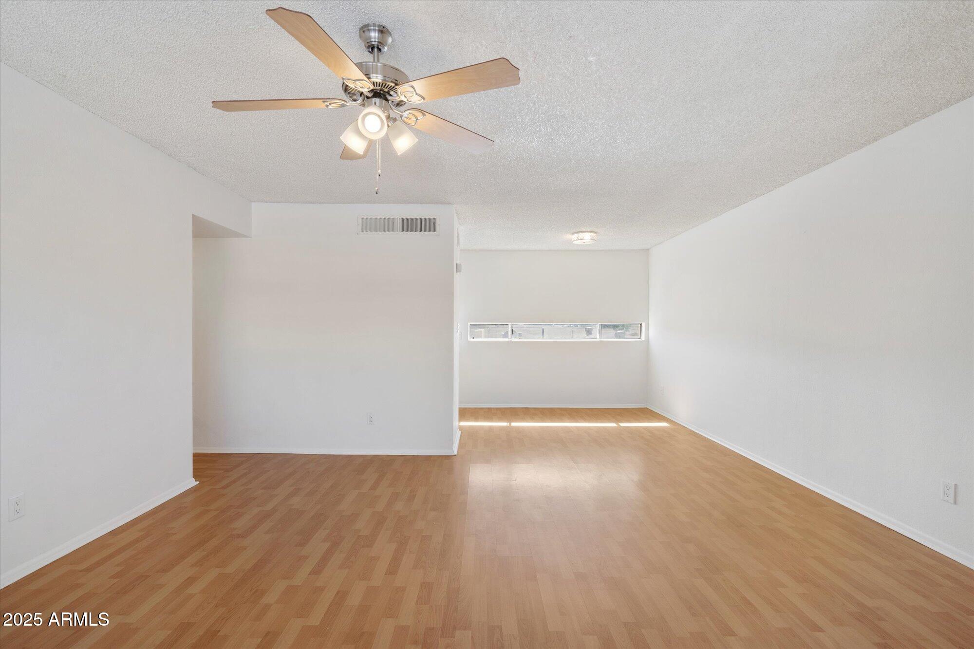 2673 East Oakleaf Drive Tempe, AZ 85288 - Photo 7 of 20 07-105477686