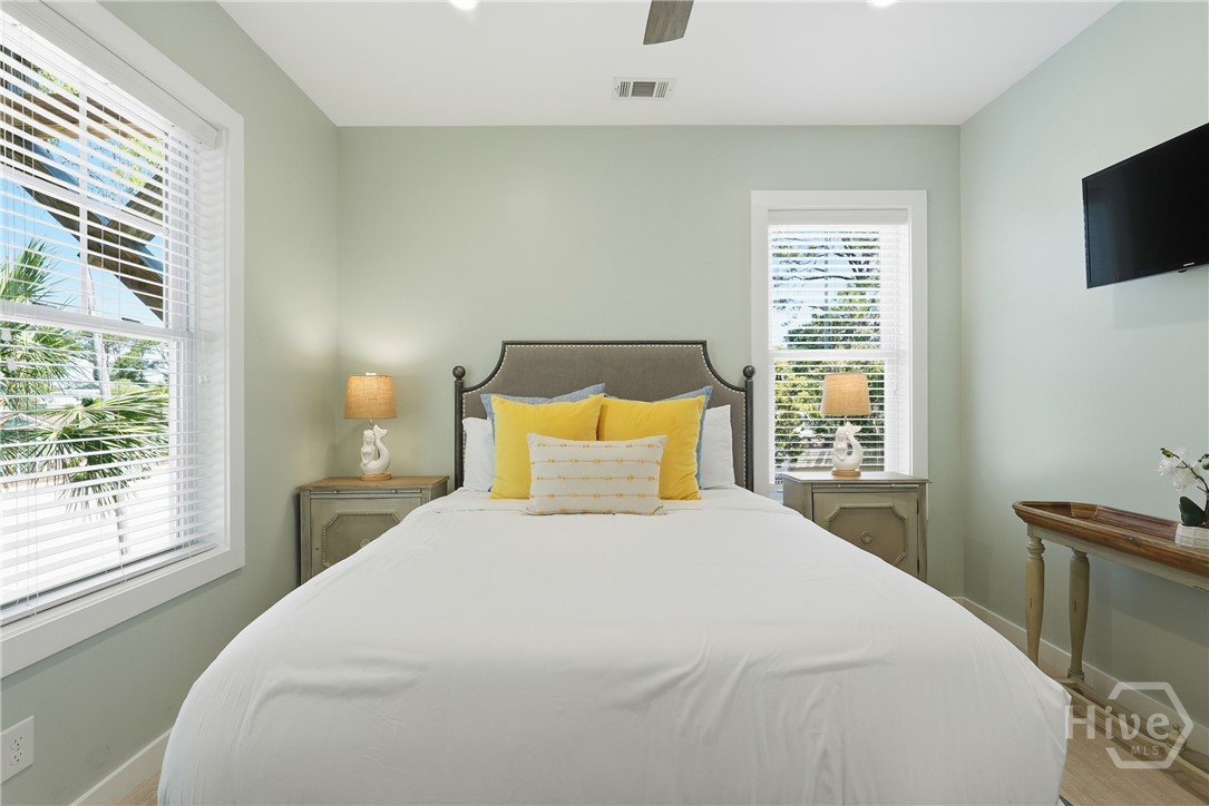 10 13th Place Tybee Island, GA 31328 - Photo 15 of 75