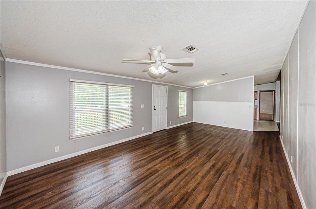 11118 Brahman Road Lithia, FL 33547 - Photo 8 of 60 Gallery Image 8