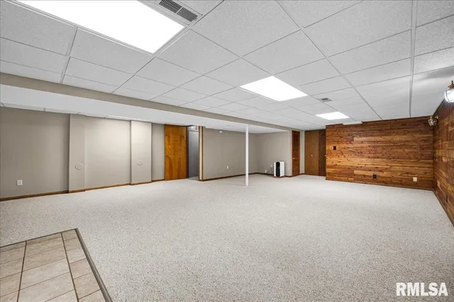 $270,000 | 303 West 3rd Avenue, Deer Creek, IL 61733