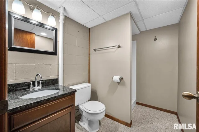 $270,000 | 303 West 3rd Avenue, Deer Creek, IL 61733