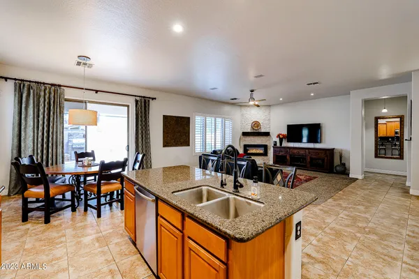 $613,000 | 3673 South Soho Lane, Chandler, AZ 85286