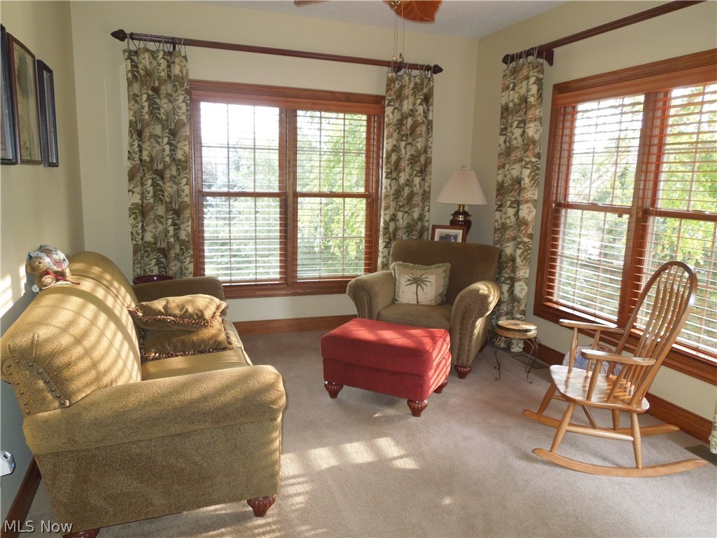 1901 Hollythorne Road Northeast Canton, OH 44721 - Photo 18 of 35 Gallery Image 18