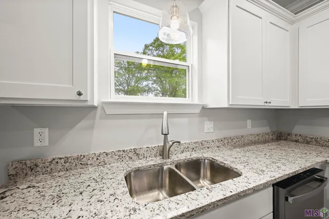 $214,000 | 1261 Dr MLK Jr Lane, Baker, LA 70714