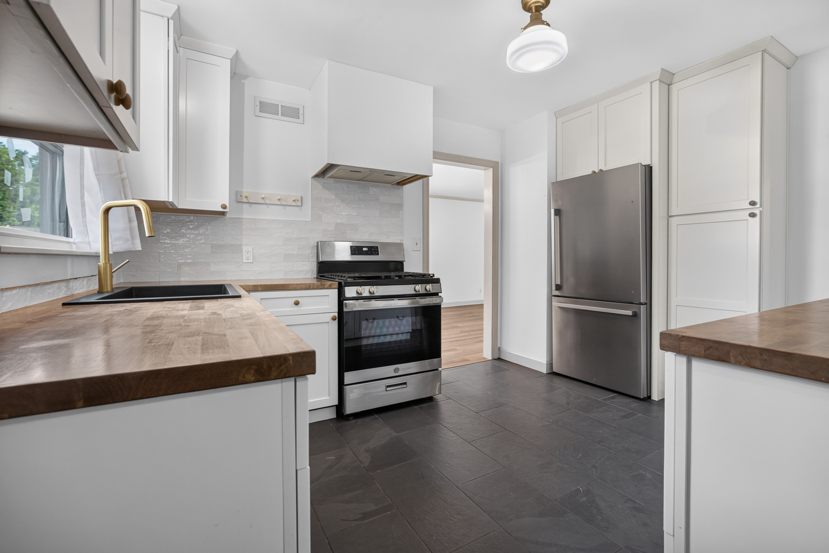 907 North Oak Street Normal, IL 61761 - Photo 13 of 46