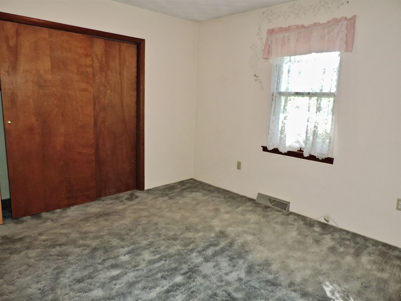 12386 Towerline Road Pekin, IL 61554 - Photo 21 of 32