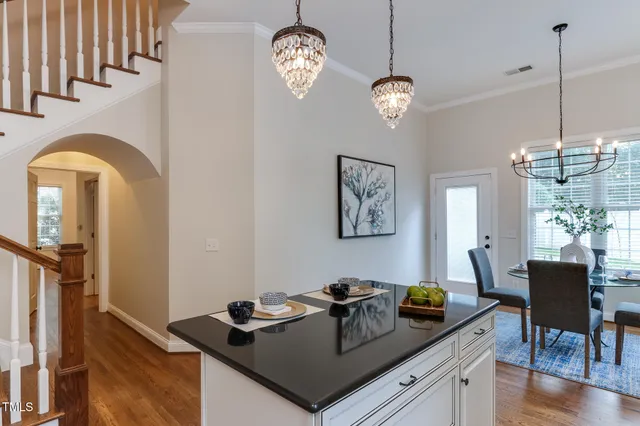 $875,000 | 604 Mills Street, Raleigh, NC 27608