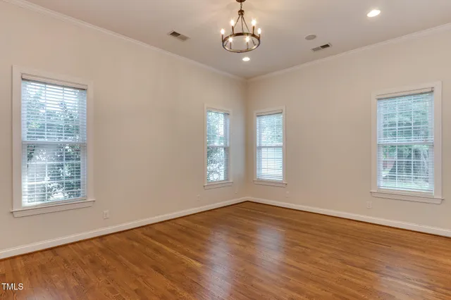 $875,000 | 604 Mills Street, Raleigh, NC 27608