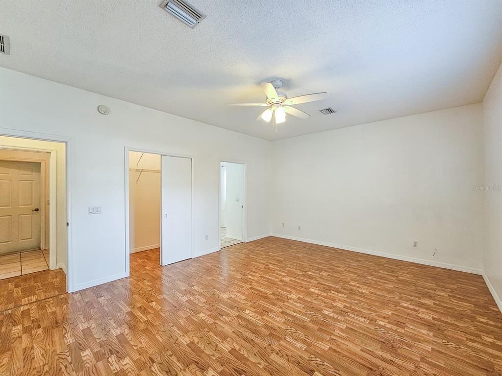 28 Botany Lane Palm Coast, FL 32137 - Photo 23 of 48 an empty room with a bathroom