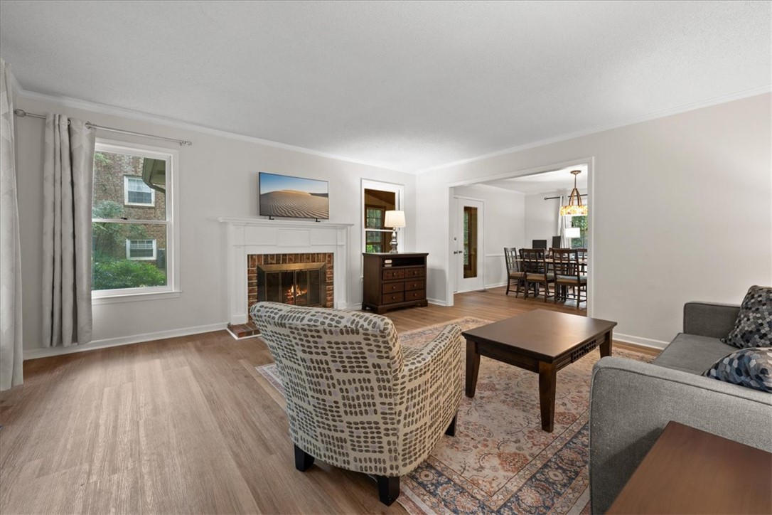 222 Camelot Road Clemson, SC 29631 - Photo 4 of 47