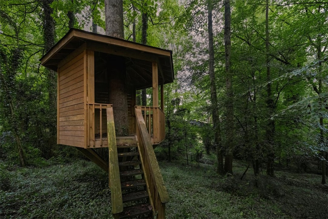 222 Camelot Road Clemson, SC 29631 - Photo 44 of 47