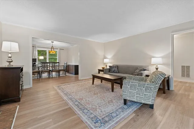 $375,000 | 222 Camelot Road, Clemson, SC 29631