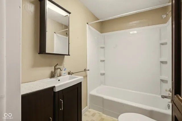 $189,900 | 181 West 550 South, Columbus, IN 47201