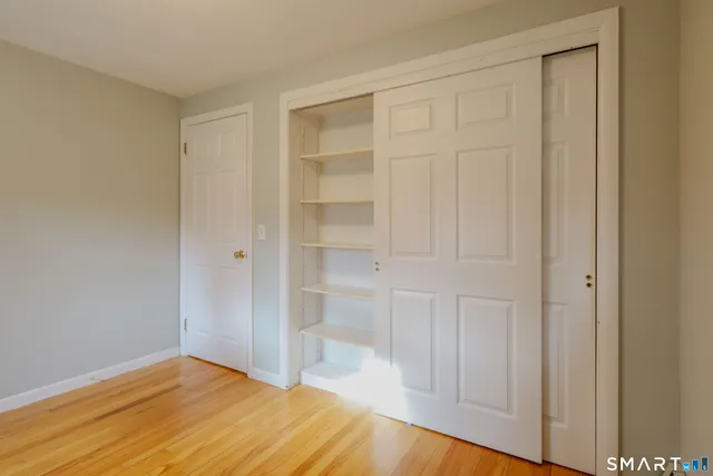 $438,000 | 10 Sunrise Terrace, Simsbury, CT 06089