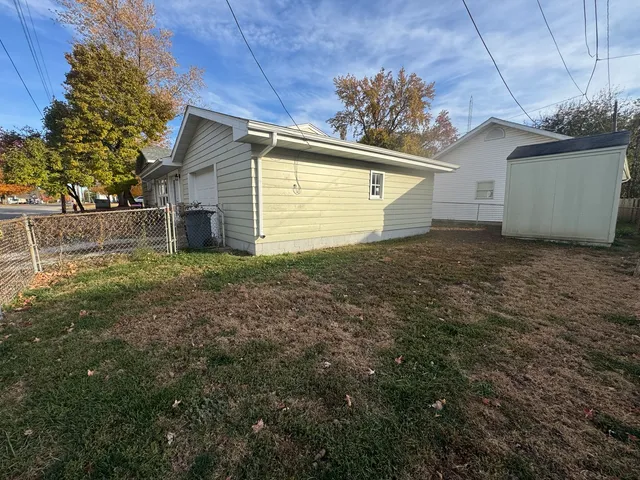 $129,000 | 101 South Miller Street, Clinton, IL 61727