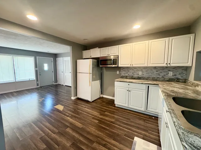 $129,000 | 101 South Miller Street, Clinton, IL 61727