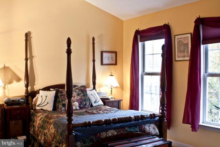 6225 Patuxent Quarter Road Hanover, MD 21076 - Photo 12 of 28 Master Bedroom