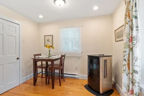 $699,000 | 156 Hesperus Avenue, Unit 4, Gloucester, MA 01930