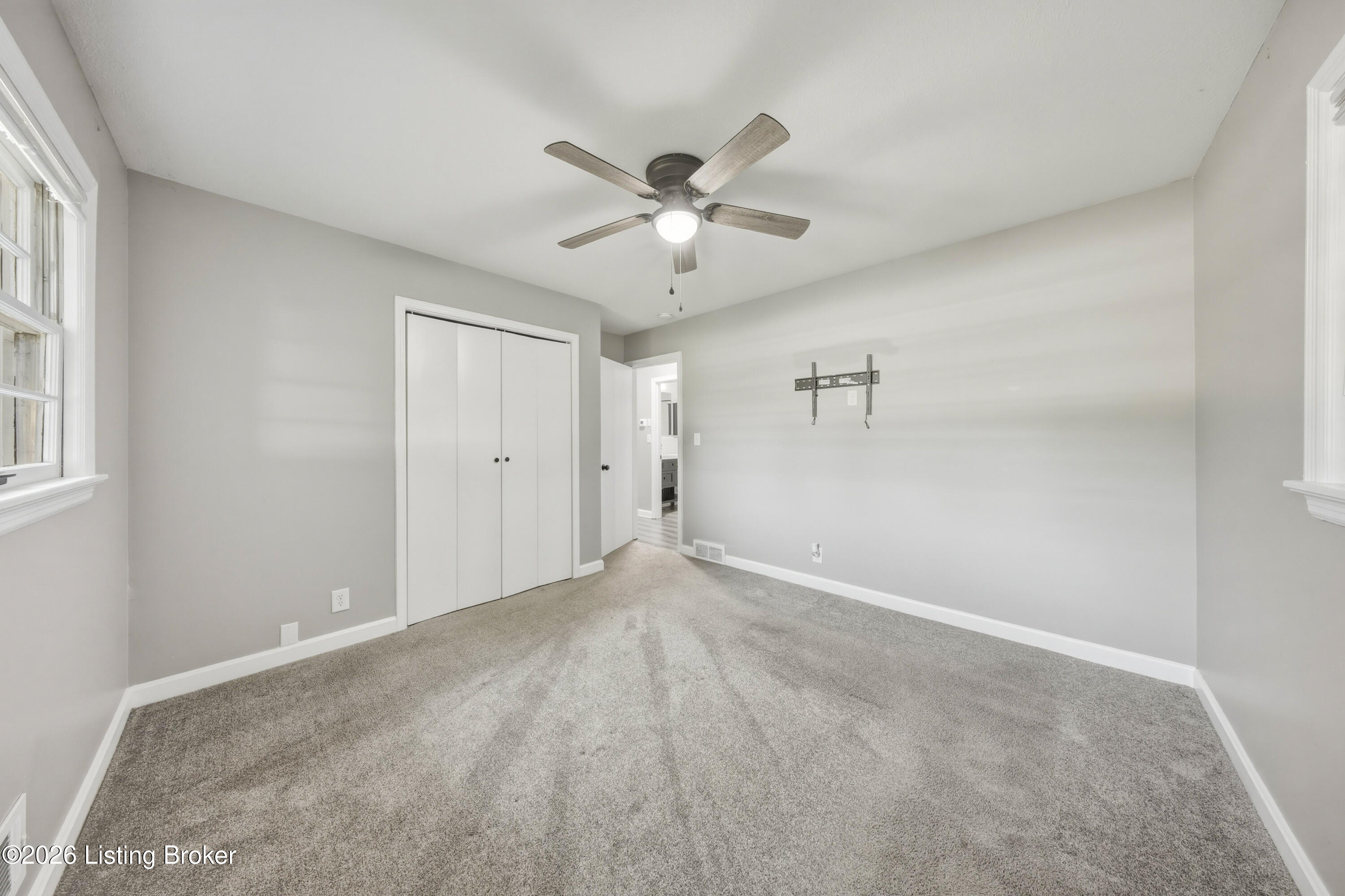 10501 Blue Lick Road Louisville, KY 40229 - Photo 25 of 36 27__r7a6662