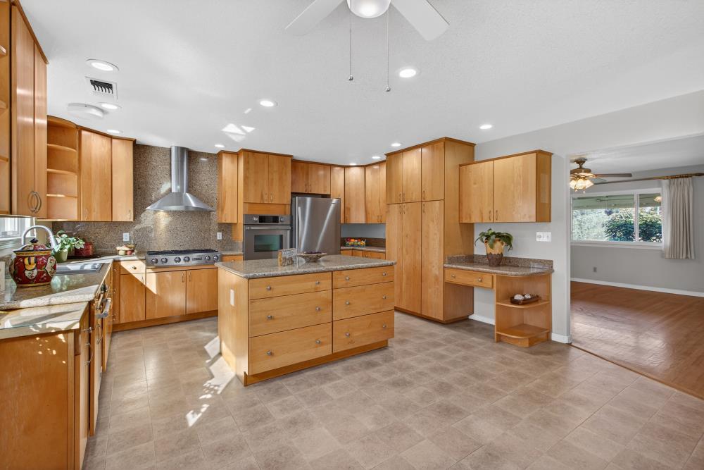 3167 Baseline Road Roseville, CA 95747 - Photo 18 of 63