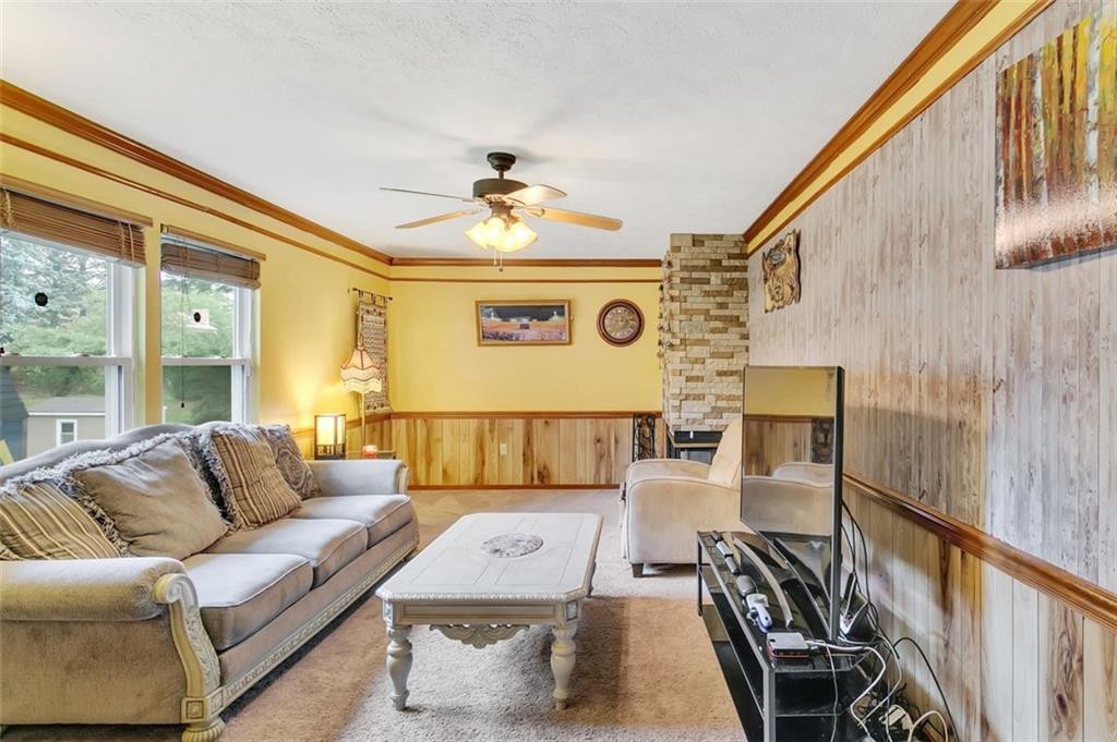 173 Ridgeview Drive Wexford, PA 15090 - Photo 4 of 25 Gallery Image 4