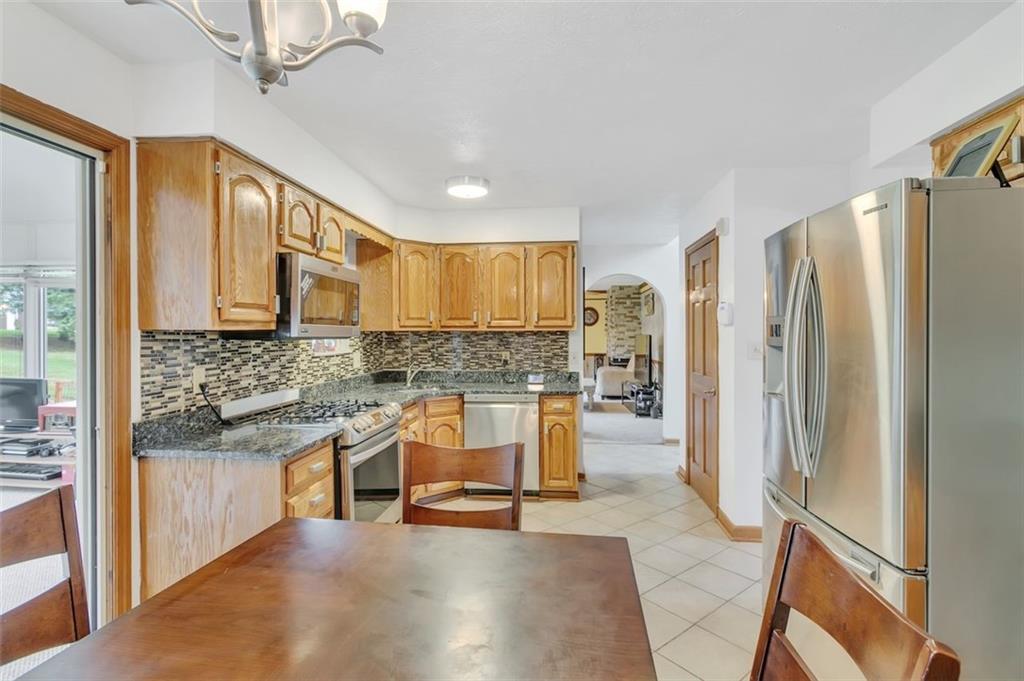 173 Ridgeview Drive Wexford, PA 15090 - Photo 8 of 25 Gallery Image 8