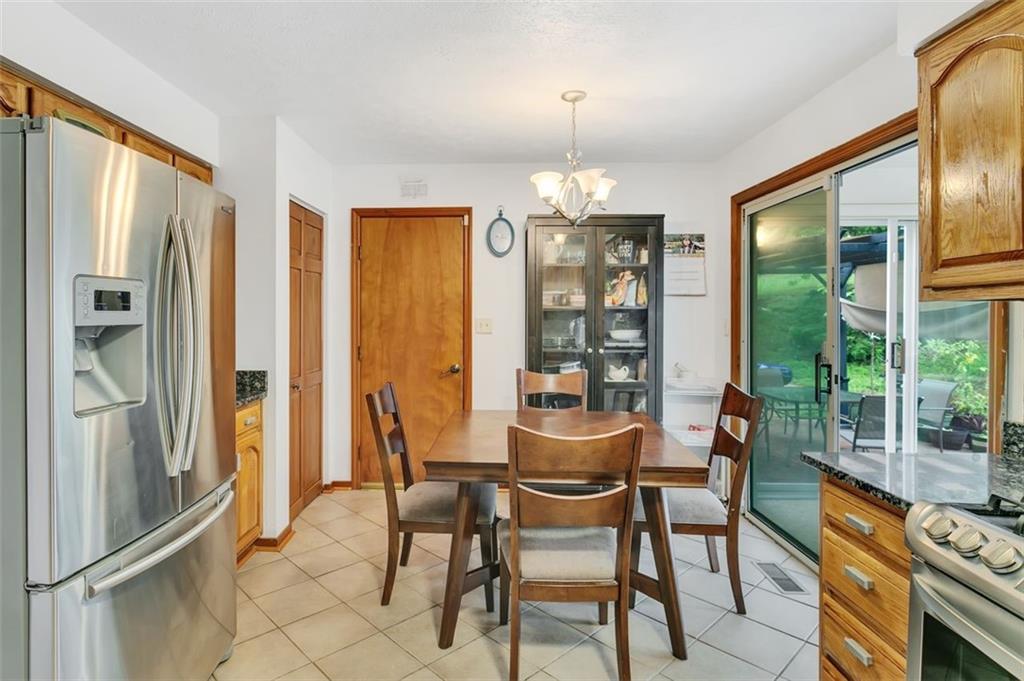 173 Ridgeview Drive Wexford, PA 15090 - Photo 9 of 25 Gallery Image 9