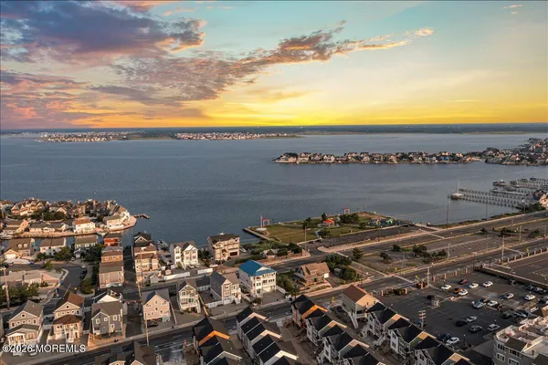 $7,500 | 447 Highway 35, Mantoloking, NJ 08738