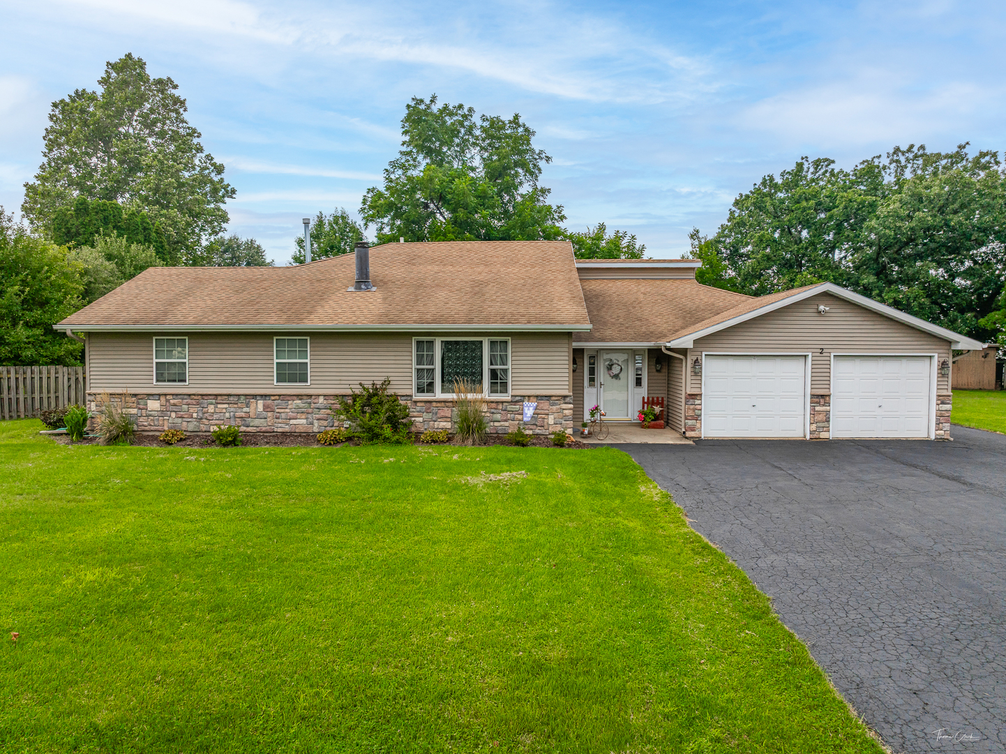 2 Division Street Bristol, IL 60512 - Photo 1 of 42