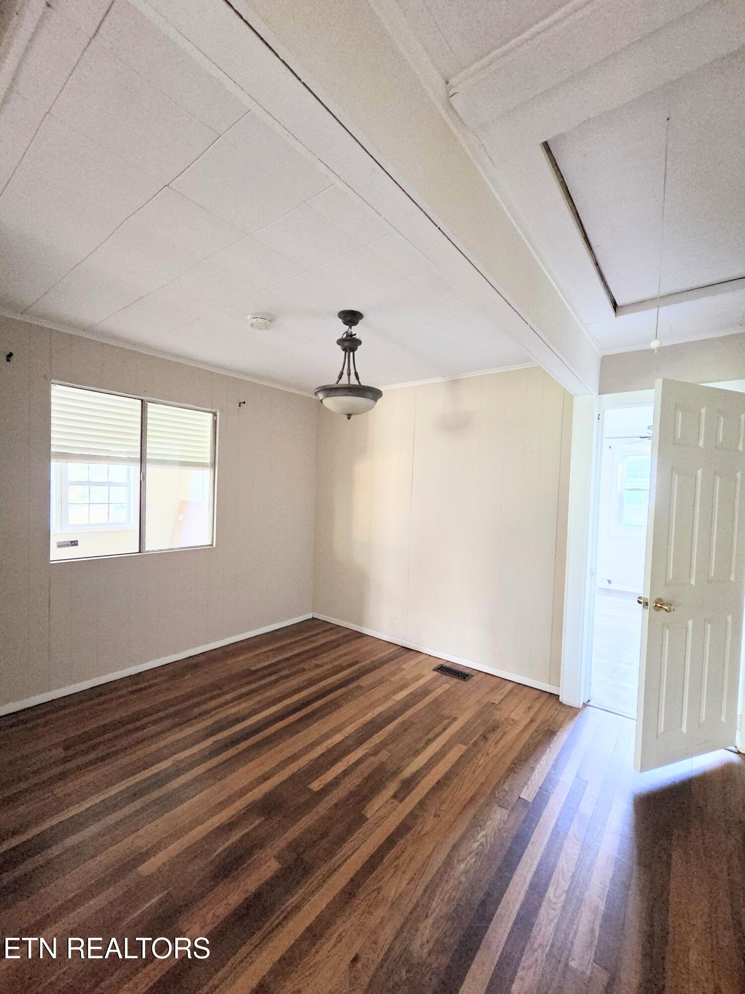 102 Nesper Road Oak Ridge, TN 37830 - Photo 12 of 20 8243