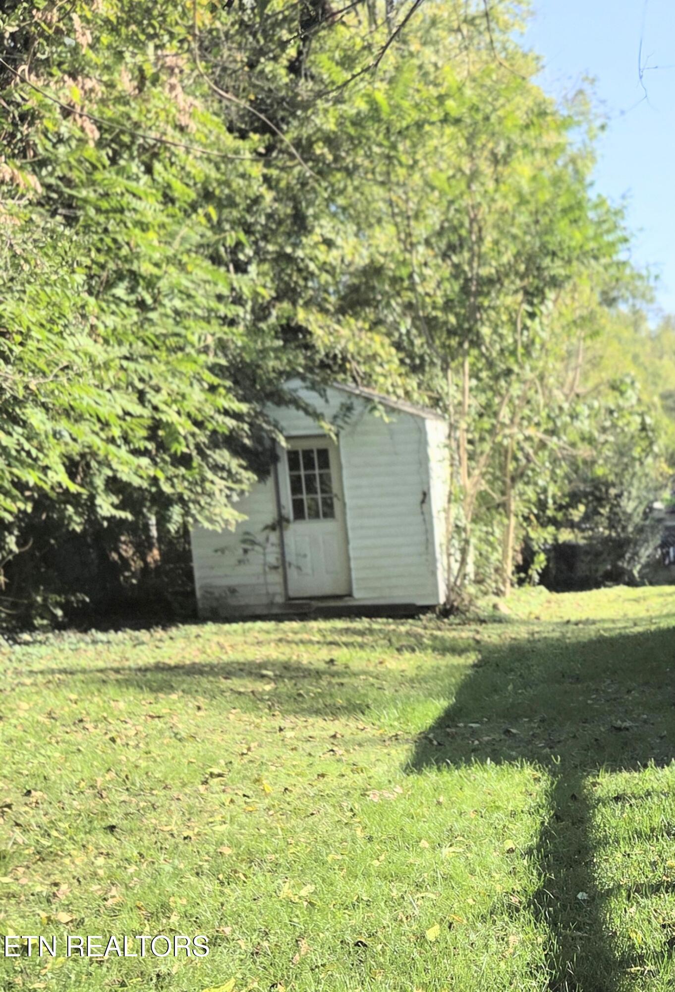 102 Nesper Road Oak Ridge, TN 37830 - Photo 19 of 20 8248