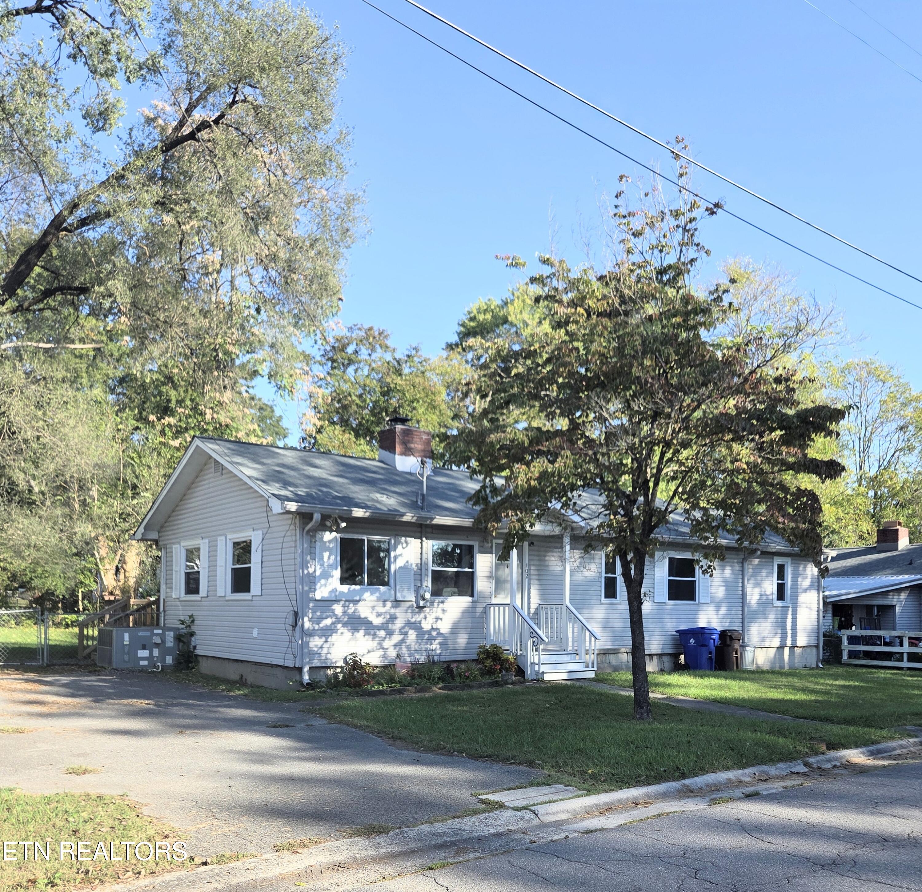 102 Nesper Road Oak Ridge, TN 37830 - Photo 2 of 20 8242