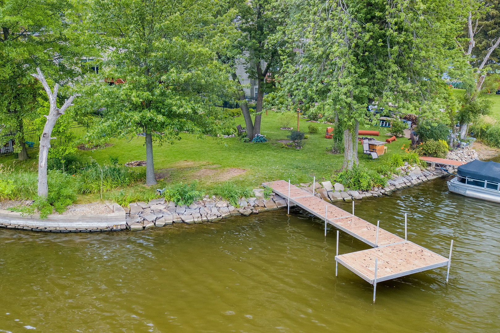 732 Robertson Road South Elgin, IL 60177 - Photo 20 of 37 a view of a swimming pool with a patio