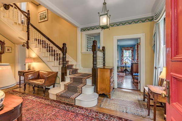 16 Smiths Point Road Manchester, MA 01944 - Photo 5 of 30 Gallery Image 5