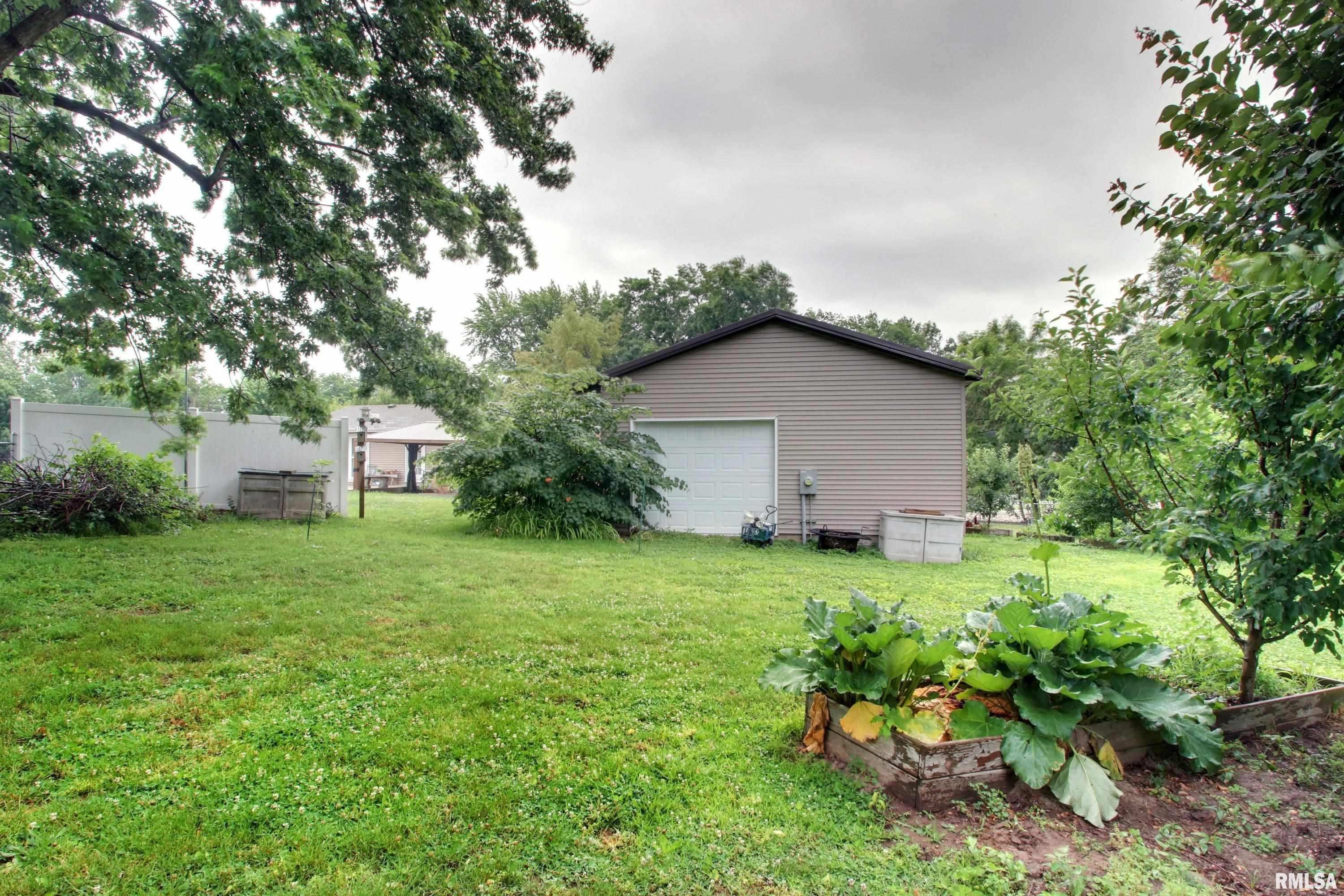 2313 Lyn Road Quincy, IL 62301 - Photo 21 of 22