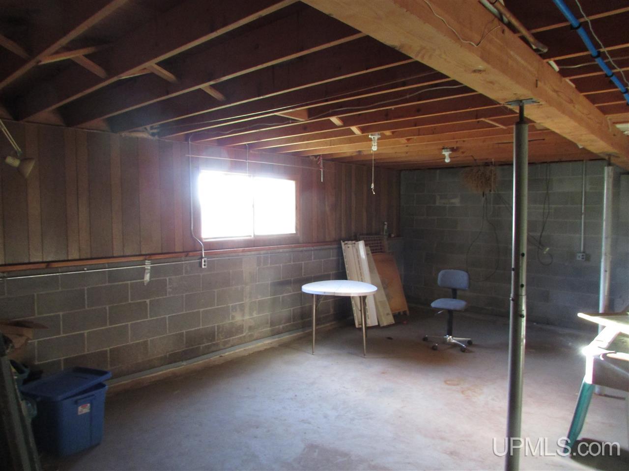 45 Jentoft Road L'Anse, MI 49946 - Photo 20 of 29