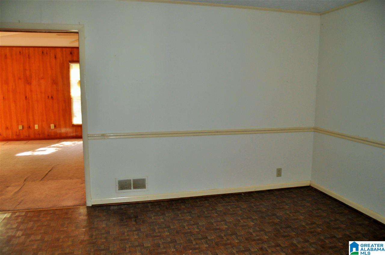 1304 Glendale Road Anniston, AL 36207 - Photo 4 of 23