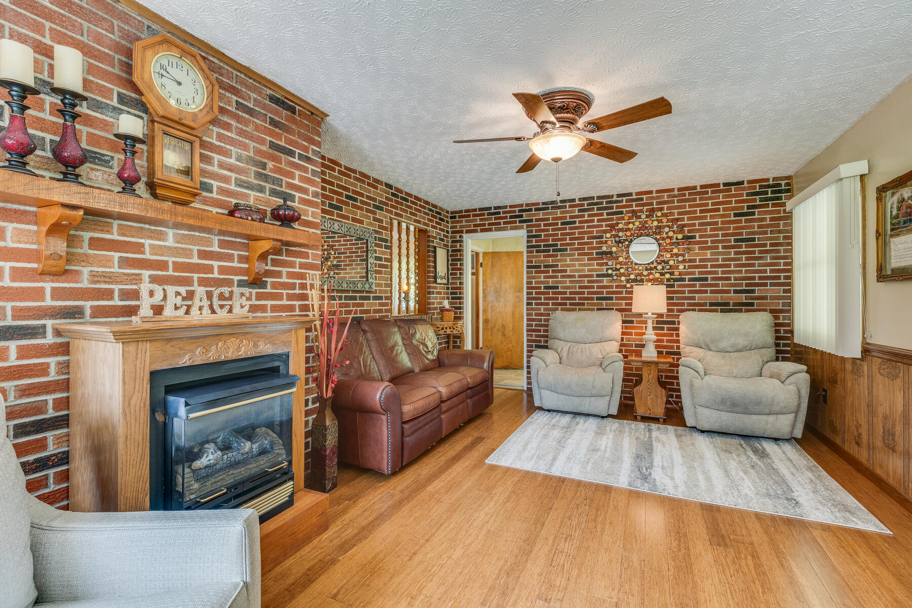 8156 Fairview Road Duffield, VA 24244 - Photo 13 of 61 017