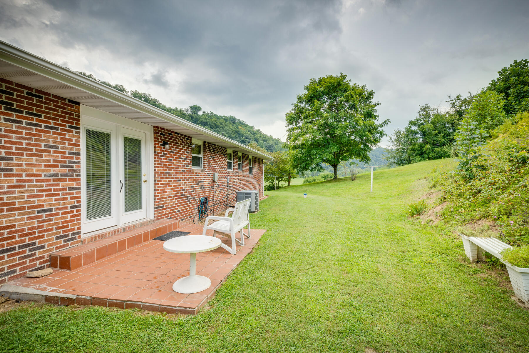 8156 Fairview Road Duffield, VA 24244 - Photo 29 of 61 030