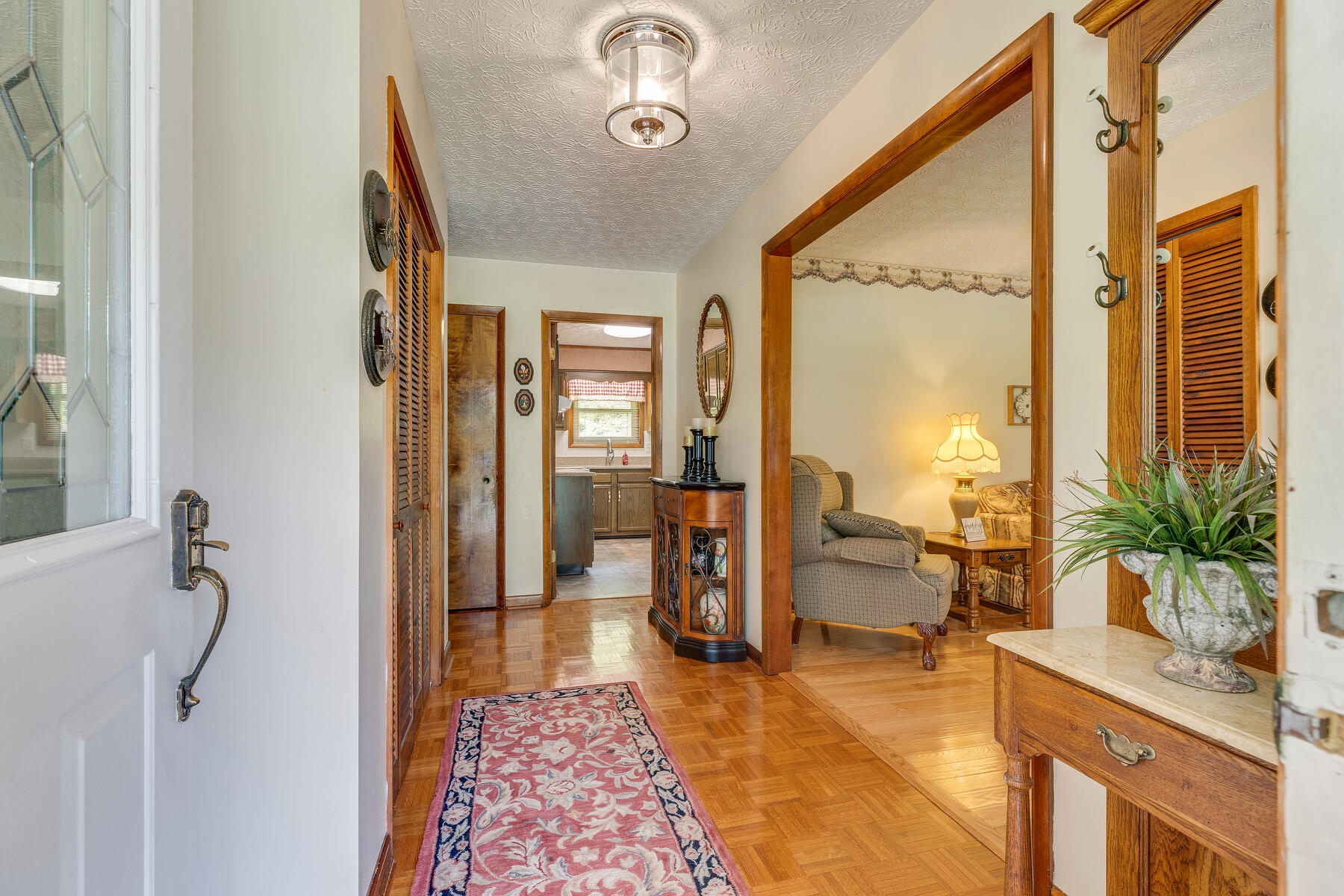 8156 Fairview Road Duffield, VA 24244 - Photo 4 of 61 005