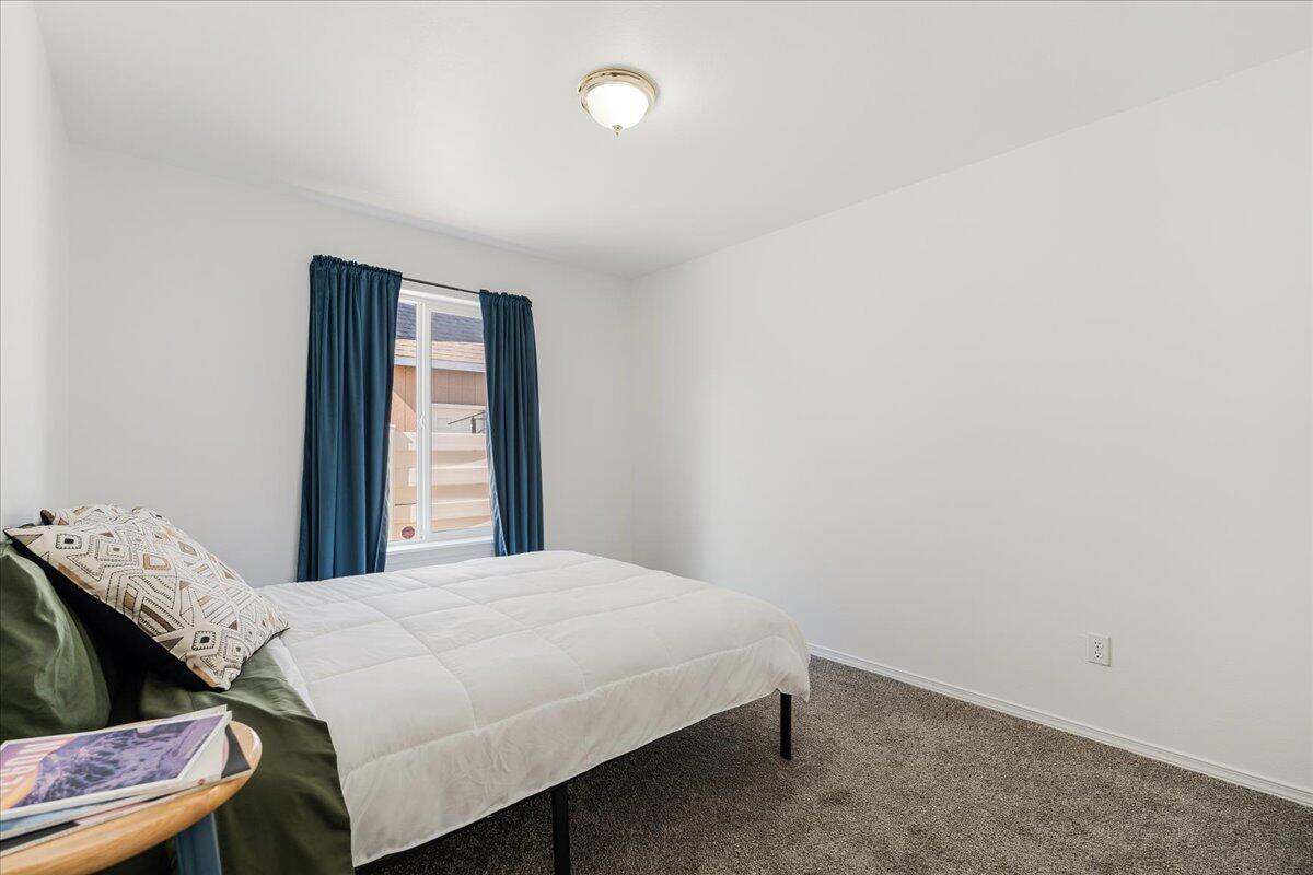 2129 Southwest 35th Street Redmond, OR 97756 - Photo 18 of 26 large bedrooms with newer carpet