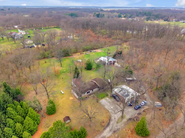 $299,900 | 1250 East 900th Street North, Wheatfield, IN 46392