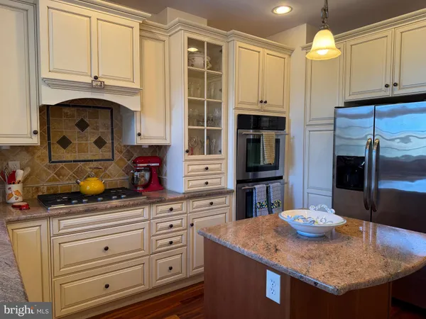 $605,000 | 221 Summit Avenue, Jenkintown, PA 19046